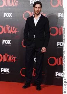 Rom, Red Carpet änlässlich der TV Serie Outcast Enrico Oetiker attore GioiaxBotteghi  0