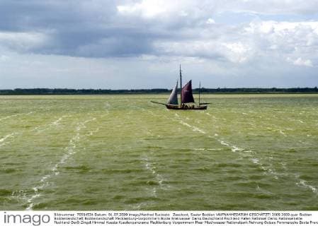 Zeesboot, Saaler Bodden !AUFNAHMEDATUM GESCHÄTZT!