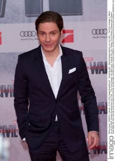 Daniel Bruehl - Deutschlandpremiere von Civil War - The First Avenger in Berlin am 21.04.2016. Deutschlandpremiere Civil War - The First Avenger