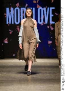 April 21, 2016 - Lodz, Poland - Models are seen at the Modelove show in Lodz, Poland, on 21 April 2016 at Poland Fashion Week. Lodz Poland  - ZUMAn230