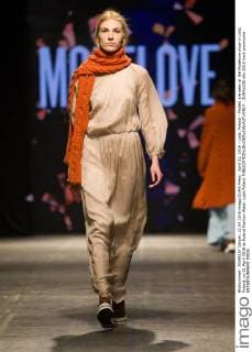 April 21, 2016 - Lodz, Poland - Models are seen at the Modelove show in Lodz, Poland, on 21 April 2016 at Poland Fashion Week. Lodz Poland  - ZUMAn230
