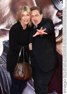 Oliver Kalkofe mit Ehefrau Connie bei der Premiere des Kinofilms The First Avenger: Civil War Captain America: Civil War im CineStar Sony Center. Berlin, 21.04.2016 Foto:xS.xGabschx xFuturexImage
