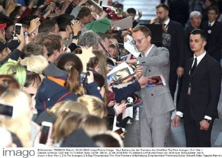 Paul Bettany bei der Premiere des Kinofilms The First Avenger: Civil War Captain America: Civil War im CineStar Sony Center. Berlin, 21.04.2016 Foto:xS.xGabschx xFuturexImage