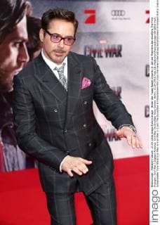 Bilder des Tages Robert Downey Jr. bei der Premiere des Kinofilms The First Avenger: Civil War Captain America: Civil War im CineStar Sony Center. Berlin, 21.04.2016 Foto:xS.xGabschx xFuturexImage