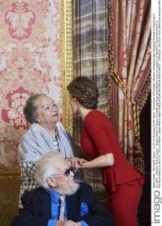 Spanisches Königspaar während Verleihung des Cervantes Preises in Madrid April 22, 2016 - Madrid, Madrid, Spain - Queen Letizia of Spain, Fernando del Paso attended the lunch in ocassion of the 2015 Cervantes Award at the Royal Palace on April 22, 2016 in Madrid, Spain Madrid Spain  - ZUMAg15_