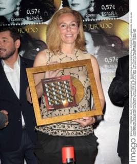 Verleihung des Rocio Jurado Preises in Madrid Presentacion sello Rocio Jurado Presentation seal Rocio Jurado Rocio Carrasco Madrid 2016 04 22 482 Cordon Press Photo by Paco Suarez Abad Cordon Press  PacoxSuarezxAbad