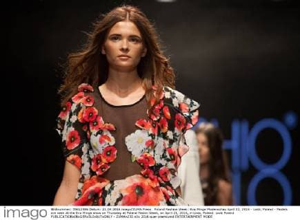 Poland Fashion Week: Eva Minge Modenschau April 21, 2016 - Lodz, Poland - Models are seen at the Eva Minge show on Thursday at Poland Fasion Week, on April 21, 2016, in Lodz, Poland. Lodz Poland  - ZUMAn230