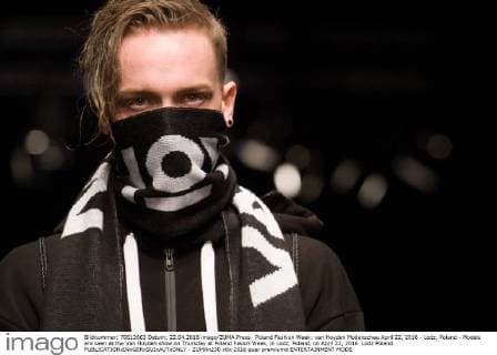 Poland Fashion Week: van Hoyden Modenschau April 22, 2016 - Lodz, Poland - Models are seen at the Van Hoyden show on Thursday at Poland Fasion Week, in Lodz, Poland, on April 22, 2016. Lodz Poland  - ZUMAn230
