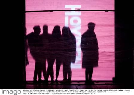 Poland Fashion Week: van Hoyden Modenschau April 22, 2016 - Lodz, Poland - Models are seen at the Van Hoyden show on Thursday at Poland Fasion Week, in Lodz, Poland, on April 22, 2016. Lodz Poland  - ZUMAn230