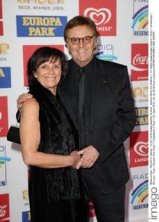 Roland Mack mit Ehefrau 19. Radio Regenbogen Award Party Verleihung Ehrung Preis Europa-Park Rust Freizeitpark Rust 22. April 2016