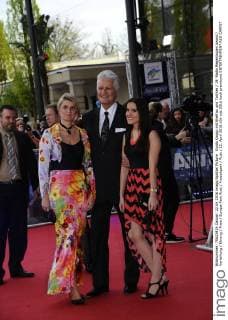 Guido Knopp mit Ehefrau und Tochter 19. Radio Regenbogen Award Verleihung Ehrung Preis Europa-Park Rust Freizeitpark Rust 22. April 2016