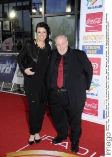 Reiner Calmund mit Ehefrau 19. Radio Regenbogen Award Verleihung Ehrung Preis Europa-Park Rust Freizeitpark Rust 22. April 2016