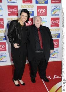 Reiner Calmund mit Ehefrau 19. Radio Regenbogen Award Verleihung Ehrung Preis Europa-Park Rust Freizeitpark Rust 22. April 2016
