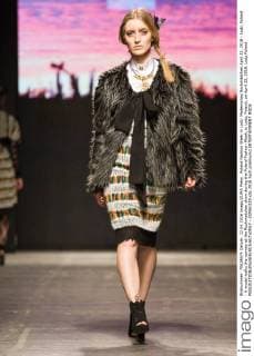 Poland Fashion Week in Lodz: Modenschau Rockmädchen April 22, 2016 - Lodz, Poland - A model walks the runway at the Rockmadchen show during the Poland Fashion Week, in Lodz, Poland, on April 22, 2016. Lodz Poland  - ZUMAn230