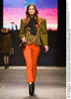 Poland Fashion Week in Lodz: Modenschau Rockmädchen April 22, 2016 - Lodz, Poland - A model walks the runway at the Rockmadchen show during the Poland Fashion Week, in Lodz, Poland, on April 22, 2016. Lodz Poland  - ZUMAn230