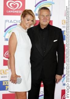 Franziska van Almsick und Lebensgefährte Jürgen B. Harder bei der Verleihung des Radio Regenbogen Award 2016 im Europa-Park Confertainment Center. Rust, 22.04.2016 Foto:xS.xGabschx xFuturexImage