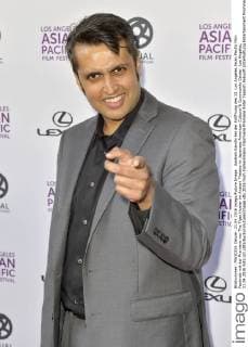 Aashish Gandhi bei der Eröffnung des 32. Los Angeles Asian Pacific Film Festivals mit der Premiere von The Tiger Hunter im Aratani Theatre im Japanese American Cultural & Community Center. Los Angeles, 21.04.2016 Foto:xD.xStarbuckx xFuturexImage