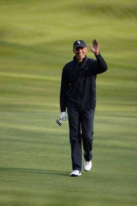 . 23 04 2016. London, United Kingdom. David Cameron and President Obama playing golf.  xAndrewxParsonsx xi-Imagesx IIM-12491-0027