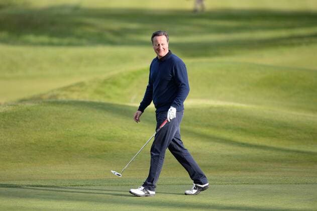. 23 04 2016. London, United Kingdom. David Cameron and President Obama playing golf.  xAndrewxParsonsx xi-Imagesx IIM-12491-0030