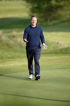 . 23 04 2016. London, United Kingdom. David Cameron and President Obama playing golf.  xAndrewxParsonsx xi-Imagesx IIM-12491-0032