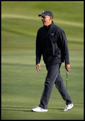 . 23 04 2016. London, United Kingdom. David Cameron and President Obama playing golf. The British Prime Minister David Cameron playing golf against the President of the United States, President Obama at golf at the Grove Golf Club.  xAndrewxParsonsx xi-Imagesx IIM-12491-0038
