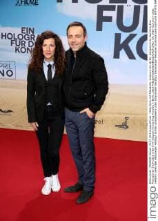 Clelia Sarto und Aleksandar Jovanovic bei der Ein Hologramm für den König Kino Premiere am 24.04.2016 in Berlin A Hologram for the King Premiere in Berlin, 2016 