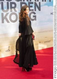 Amira Es Sayed - Europapremiere Ein Hologramm fuer den Koenig in Berlin am 24.04.2016. Premiere Ein Hologramm fuer den Koenig