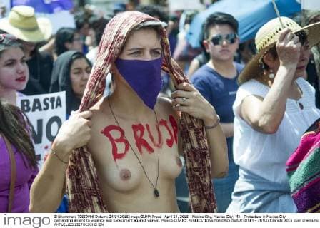 April 24, 2016 - Mexico City, Mexico City, MX - Protesters in Mexico City demanding an end to violence and harassment against women. Mexico City MX - ZUMAa136