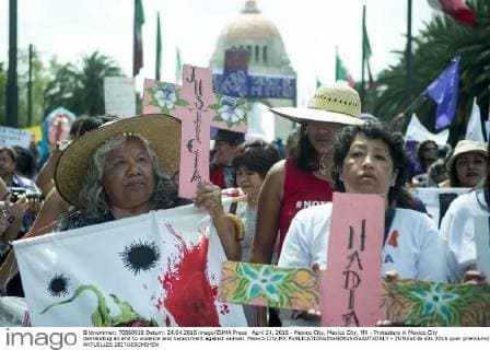 April 24, 2016 - Mexico City, Mexico City, MX - Protesters in Mexico City demanding an end to violence and harassment against women. Mexico City MX - ZUMAa136