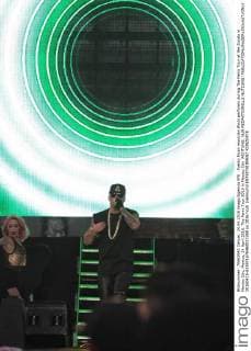 Puerto Rican musician Wisin performs during The Fenix Tour at the Zocalo in Mexico City, Mexico, 24 April 2016. The Fenix Tour 2016 in Mexico City !ACHTUNG: NUR REDAKTIONELLE NUTZUNG!  20160425-635971676460037268