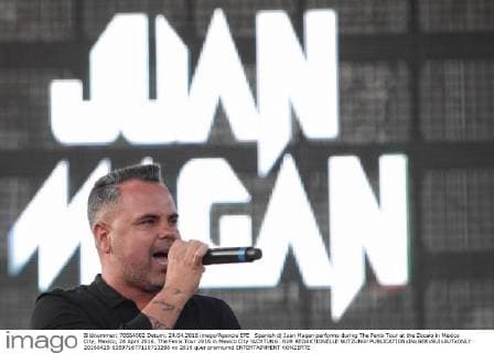 Spanish dj Juan Magan performs during The Fenix Tour at the Zocalo in Mexico City, Mexico, 24 April 2016. The Fenix Tour 2016 in Mexico City !ACHTUNG: NUR REDAKTIONELLE NUTZUNG!  20160425-635971677110713268