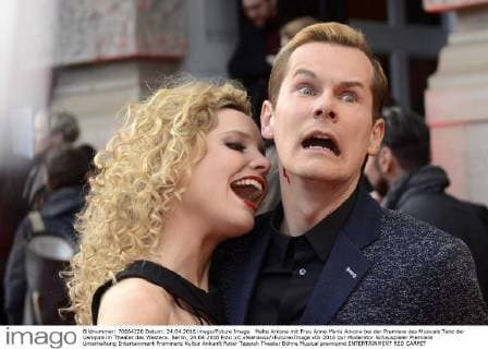 Malte Arkona mit Frau Anne-Maria Arkona bei der Premiere des Musicals Tanz der Vampire im Theater des Westens. Berlin, 24.04.2016 Foto:xC.xNiehausx xFuturexImage