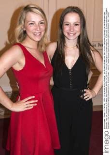 Iris Mareike Steen und Senta-Sofia Delliponti Oonagh bei der Premiere des Musicals Tanz der Vampire im Theater des Westens. Berlin, 24.04.2016 Foto:xK.xWernerx xFuturexImage