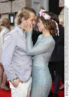 Isabell Horn mit Freund Jens Ackermann bei der Premiere des Musicals Tanz der Vampire im Theater des Westens. Berlin, 24.04.2016 Foto:xS.xGabschx xFuturexImage