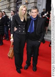 Rolf Kühn mit Ehefrau Melanie bei der Premiere des Musicals Tanz der Vampire im Theater des Westens. Berlin, 24.04.2016 Foto:xS.xGabschx xFuturexImage
