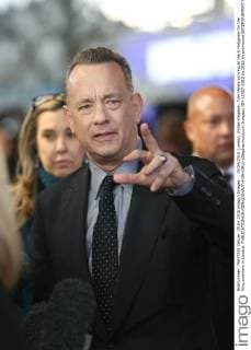 . 25 04 2016. London, United Kingdom. Tom Hanks arriving at the A Hologram for the King premiere in London.  xStephenxLockx xi-Imagesx IIM-12507-0010