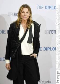 Ursula Karven bei der Premiere des ARD Fernsehfilms Die Diplomatin - Das Botschaftsattentat in der Bertelsmann Repräsentanz. Berlin, 25.04.2016 Foto:xFredericx xFuturexImage