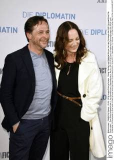 Elmar Fischer und Natalia Wörner bei der Premiere des ARD Fernsehfilms Die Diplomatin - Das Botschaftsattentat in der Bertelsmann Repräsentanz. Berlin, 25.04.2016 Foto:xFredericx xFuturexImage