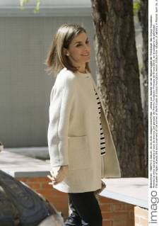 Letizia von Spanien bei der Bekanntgabe der Preisträger des Girona Foundation Awards La reina Letizia asiste al acto de anuncio del ganador del Premio Fundacion Princesa de Girona 2016, en la categoria de ?Entidad. The queen of Spain attends the announcement of the winner of the Princess of Girona Foundation Award 2016 in the category of ?Entity in Madrid, April 26, 2016. Photo by J. Luis Cuesta 261 Cordon Press. Cordon Press  JosexLuisxCuesta