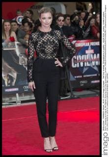 The First Avenger Filmpremiere in London . 26 04 2016. London, United Kingdom. Emily Vancamp arriving at the Captain America:Civil War premiere in London.  xStephenxLockx xi-Imagesx IIM-12513-0038