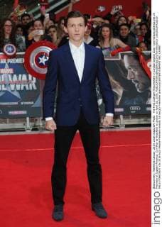 The First Avenger Filmpremiere in London English actor Tom Holland attends the UK Premiere of Captain America: Civil War at Westfield in London on April 26, 2016.  LON20160426220 PAULxTREADWAY