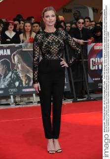 The First Avenger Filmpremiere in London Canadian actress Emily Vancamp attends the UK Premiere of Captain America: Civil War at Westfield in London on April 26, 2016.  LON20160426225 PAULxTREADWAY