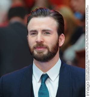 April 26, 2016 - England, United Kingdom - Chris Evans attends the European Premiere of Captain America: Civil War at Westfield London. United Kingdom - ZUMAs147