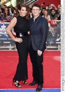 Anthony Russo mit Gattin Ann Russo bei der Premiere des Kinofilms Captain America: Civil War The First Avenger: Civil War im Vue Cinema Westfield. London, 26.04.2016 Ann Russo, Anthony Russo  Foto:xS.xVasx xFuturexImage