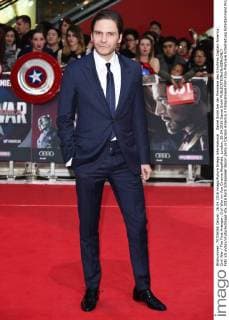 Daniel Brühl bei der Premiere des Kinofilms Captain America: Civil War The First Avenger: Civil War im Vue Cinema Westfield. London, 26.04.2016 Daniel Brühl  Foto:xS.xVasx xFuturexImage