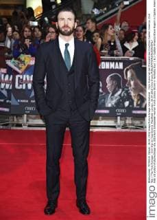 Chris Evans bei der Premiere des Kinofilms Captain America: Civil War The First Avenger: Civil War im Vue Cinema Westfield. London, 26.04.2016 Chris Evans  Foto:xS.xVasx xFuturexImage