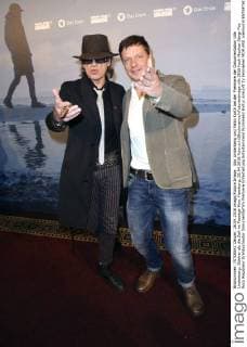 Udo Lindenberg und Falko Korth bei der Premiere der Dokumentation Udo Lindenberg: Stärker als die Zeit im Passage Kino. Hamburg, 26.04.2016 Foto:xU.xGlockmannx xFuturexImage