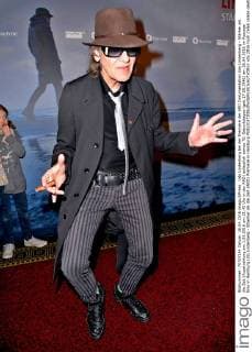 Udo Lindenberg bei der Premiere der ARD Dokumentation Udo Lindenberg - Stärker als die Zeit (Ausstrahlung am 1.05.2016 um 21.45 Uhr in der ARD) anlässlich seines 70. Geburtstages (geb.17.05.1946) am 26.04.2016 im Passage Kino in Hamburg Udo Lindenberg - Staerker als die Zeit (ARD) Premiere in Hamburg 