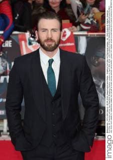 America Civil War UK Premiere London, UK. Chris Evans at Captain America Civil War UK Premiere at the Vue Westfield Shopping Centre, London on April 26th 2016. LMK73-60233-270416 