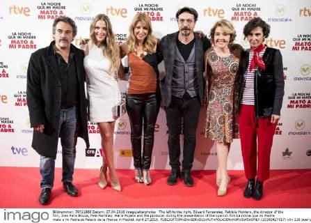 The left to the right, Eduard Fernandez, Patricia Montero, the director of the film, Ines Paris Bouza, Fele Martinez, Maria Pujalte and the producer during the presentation of the spanish film La noche que mi Madre mato a mi Padre at Palacio de la Prensa in Madrid. April 27,2016.  (20160427017)